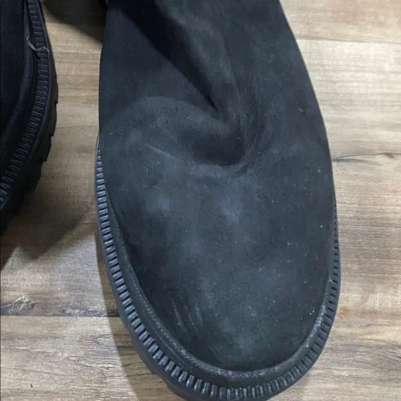 Black Chunky Chelsea Boots - Picture 6 of 8